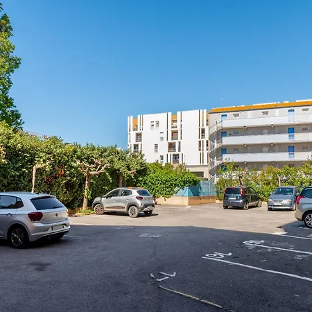 Centre Gare 2* سُت