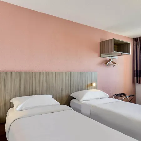 Centre Gare 2* سُت