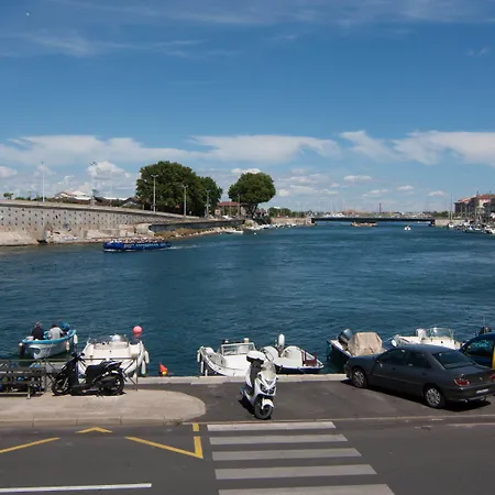 Centre Gare 2*