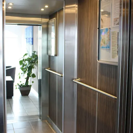 Centre Gare 2* Sète