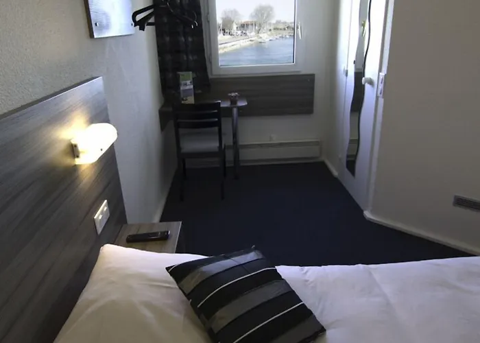 Centre Gare Szálloda 2*